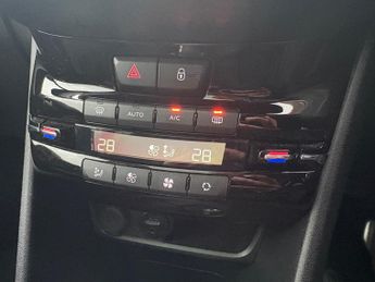 PEUGEOT 2008 1.2 PureTech 110 GT Line 5dr Automatic