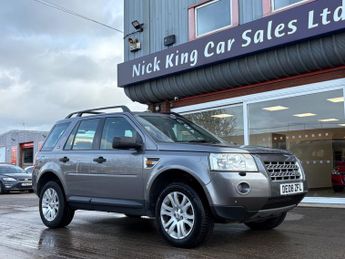 Land Rover Freelander 2.2 Td4 HSE 5dr Auto ++ SAT NAV / SUNROOF / LEATHER / 4WD / 10 S