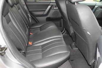 LAND ROVER FREELANDER 2.2 SD4 SE 5dr Auto