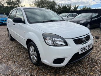 KIA RIO 1.4 1 5dr