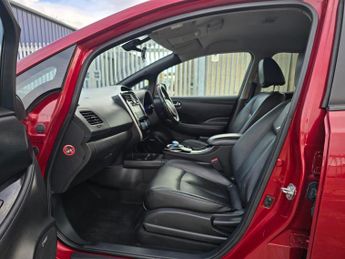 NISSAN LEAF 24kWh Tekna Hatchback 5dr Electric Auto (107 bhp)