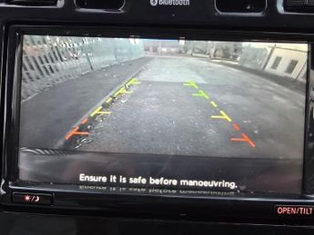 NISSAN LEAF 24kWh Auto 5dr