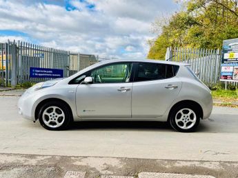 NISSAN LEAF 24kWh Auto 5dr
