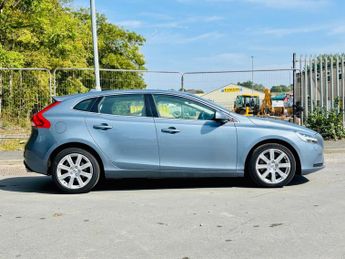 VOLVO V40 2.0 D3 Inscription Edition Auto Euro 6 (s/s) 5dr