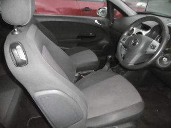 VAUXHALL CORSA 1.2i 16V SXi 3dr [AC]