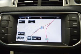 LAND ROVER RANGE ROVER EVOQUE 2.2 SD4 Pure Auto [9] [Tech Pack] Diesel 4WD LOW MILEAGE + PANOR