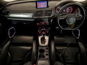 AUDI RS Q3 2.5T FSI Quattro 5dr S Tronic