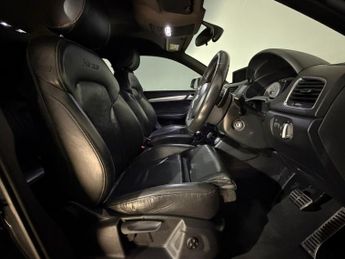 AUDI RS Q3 2.5T FSI Quattro 5dr S Tronic