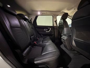 LAND ROVER DISCOVERY SPORT 2.0 TD4 180 SE Tech 5dr Auto