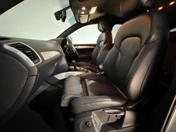 AUDI Q5 2.0T FSI Quattro S Line Plus 5dr Tip Auto