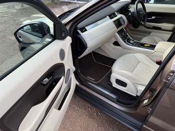 LAND ROVER RANGE ROVER EVOQUE 2.2 SD4 Autobiography 5dr Auto [9]