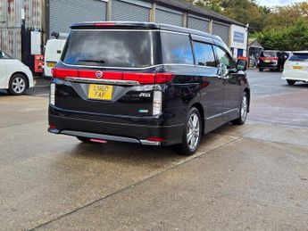 NISSAN ELGRAND 2.5cc Fresh Import warranted mileage ULEZ compliance 