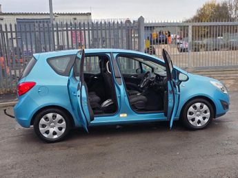 VAUXHALL MERIVA 1.4i 16V Exclusiv 5dr