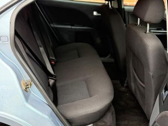 FORD MONDEO 2.0 Zetec 5dr Auto