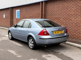 FORD MONDEO 2.0 Zetec 5dr Auto