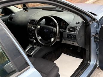 FORD MONDEO 2.0 Zetec 5dr Auto