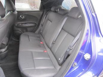 NISSAN JUKE 1.6 Tekna 5dr Xtronic New MOT included