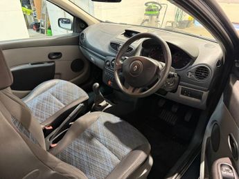 RENAULT CLIO 1.2 16V Extreme 3dr