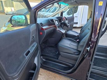 TOYOTA VELLFIRE Alphard 2.5 Fresh Import ULEZ COMPLIANCE 