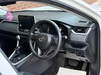 TOYOTA RAV4 2.5 VVT-i Hybrid Excel 5dr CVT