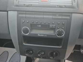 SKODA FABIA 1.4 Comfort 5dr