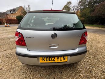 VOLKSWAGEN POLO 1.4 SE 75 5dr