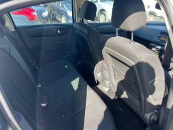 CITROEN C4 1.6i 16V VTR Plus 5dr