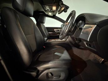 JAGUAR XF 2.2d [200] R-Sport 4dr Auto