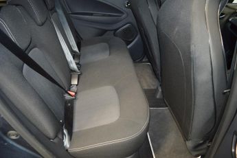 RENAULT ZOE 80kW i Dynamique Nav R110 40kWh Electric 5dr Auto ONLY 3000 MILE