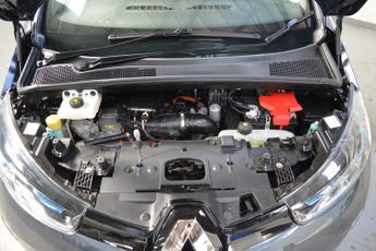 RENAULT ZOE 80kW i Dynamique Nav R110 40kWh Electric 5dr Auto ONLY 3000 MILE
