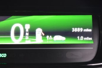 RENAULT ZOE 80kW i Dynamique Nav R110 40kWh Electric 5dr Auto ONLY 3000 MILE