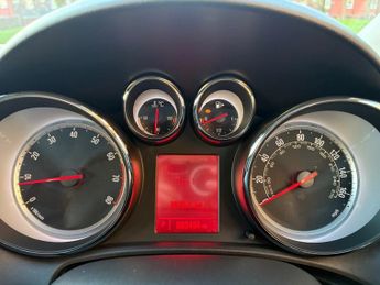 VAUXHALL ASTRA 1.6i 16V Design 5dr Auto