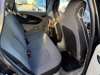 RENAULT ZOE 65kW Dynamique Intens 5dr Auto