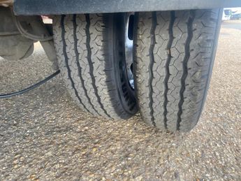 IVECO DAILY 35-160 2.3 TD 8 SPEED AUTOMATIC DROPSIDE TAIL LIFT LWB 108K TRW 