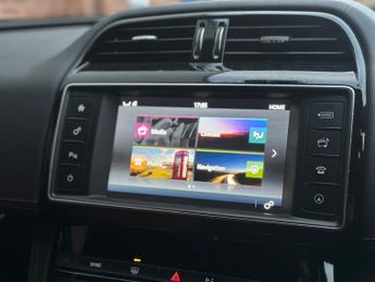 JAGUAR F-PACE 2.0d R-Sport 5dr Auto AWD