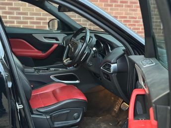 JAGUAR F-PACE 2.0d R-Sport 5dr Auto AWD