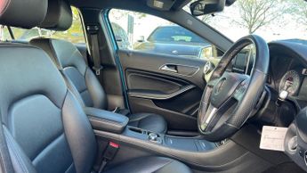 MERCEDES-BENZ A-CLASS A180 CDI Sport Edition 5dr Auto + LEATHER / CAMERA / 20 TAX / UL