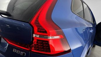 VOLVO XC60 2.0 B5 MHEV R-Design Pro SUV 5dr Diesel Hybrid Auto AWD Euro 6 (