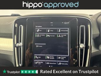 VOLVO XC40 1.5 T4 Recharge PHEV Plus Dark 5dr Auto