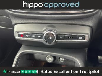VOLVO XC40 1.5h T4 Recharge 10.7kWh Plus SUV 5dr Petrol Plug-in Hybrid Auto