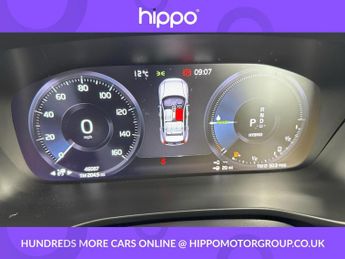 VOLVO XC40 1.5h T5 Recharge 10.7kWh Ultimate Bright SUV 5dr Petrol Plug-in 