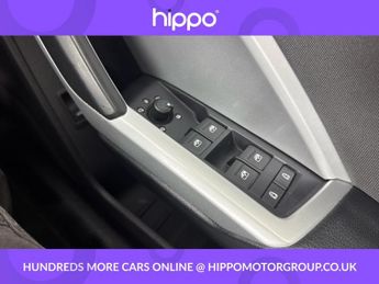 AUDI Q3 1.5 TFSI CoD 35 Technik SUV 5dr Petrol S Tronic Euro 6 (s/s) (15