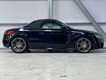 AUDI TT 2.0T FSI Black Edition 2dr S Tronic