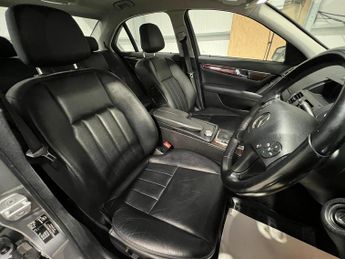 MERCEDES-BENZ C CLASS C250 CGI BlueEFFICIENCY Elegance 4dr Auto