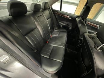 MERCEDES-BENZ C CLASS C250 CGI BlueEFFICIENCY Elegance 4dr Auto