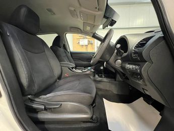 NISSAN LEAF 80kW Acenta 24kWh 5dr Auto