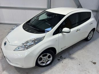 NISSAN LEAF 80kW Acenta 24kWh 5dr Auto
