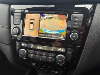 NISSAN X-TRAIL 1.3 DiG-T Acenta Premium 5dr automatic 