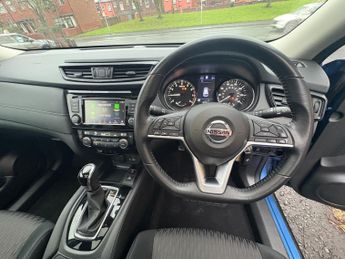 NISSAN X-TRAIL 1.3 DiG-T Acenta Premium 5dr automatic 