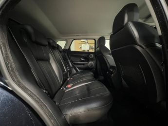 LAND ROVER RANGE ROVER EVOQUE 2.0 TD4 SE Tech 5dr Auto